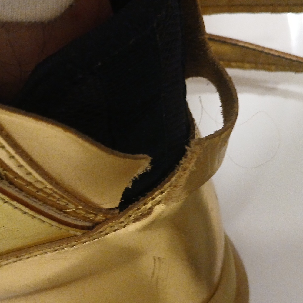 Jeremy Scott 3.0 Gold High-Top Sneakers - Picture 6 of 8